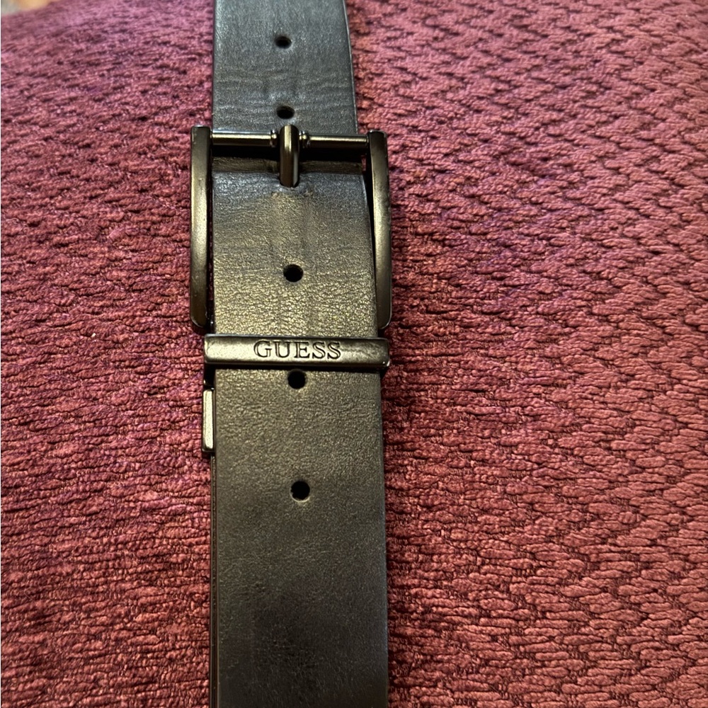 GUESS Men’s Reversible Leather
Black/Brown Belt - MED 34-36 - Picture 5 of 5